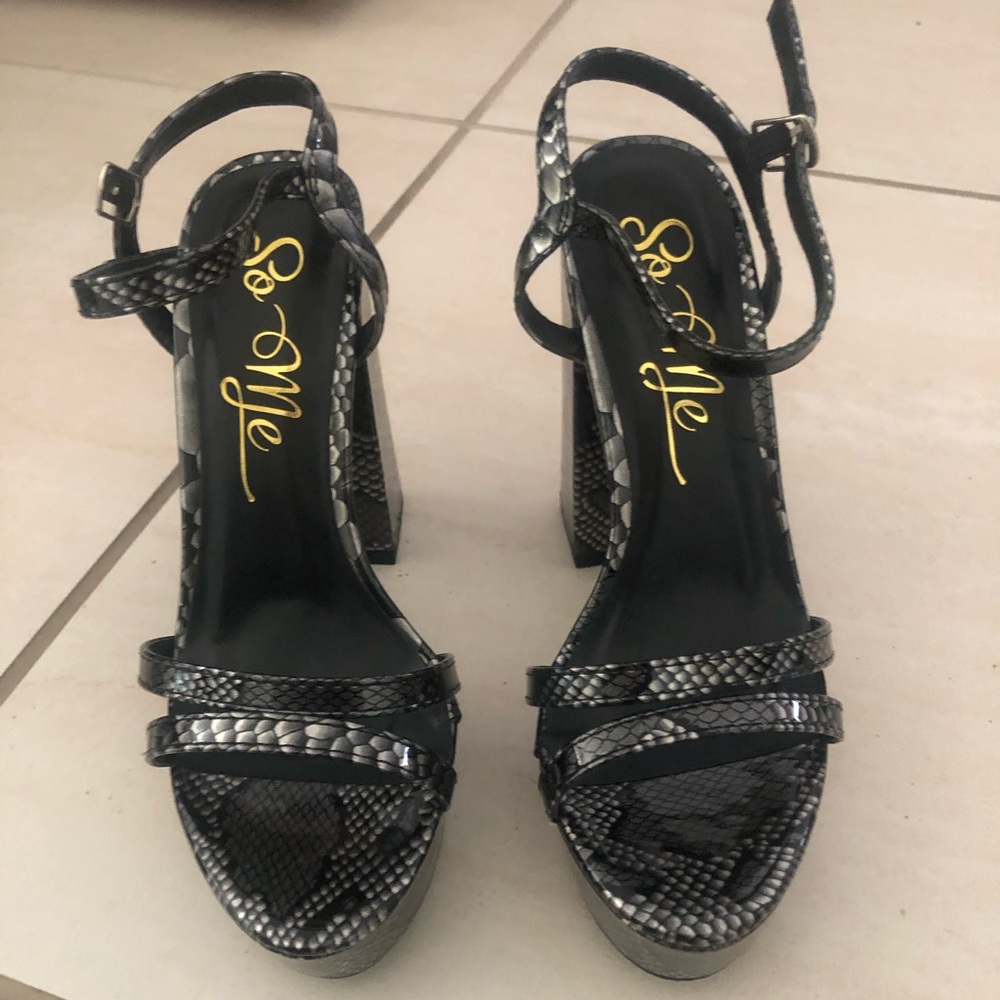 Sexy Snake Skin Heels